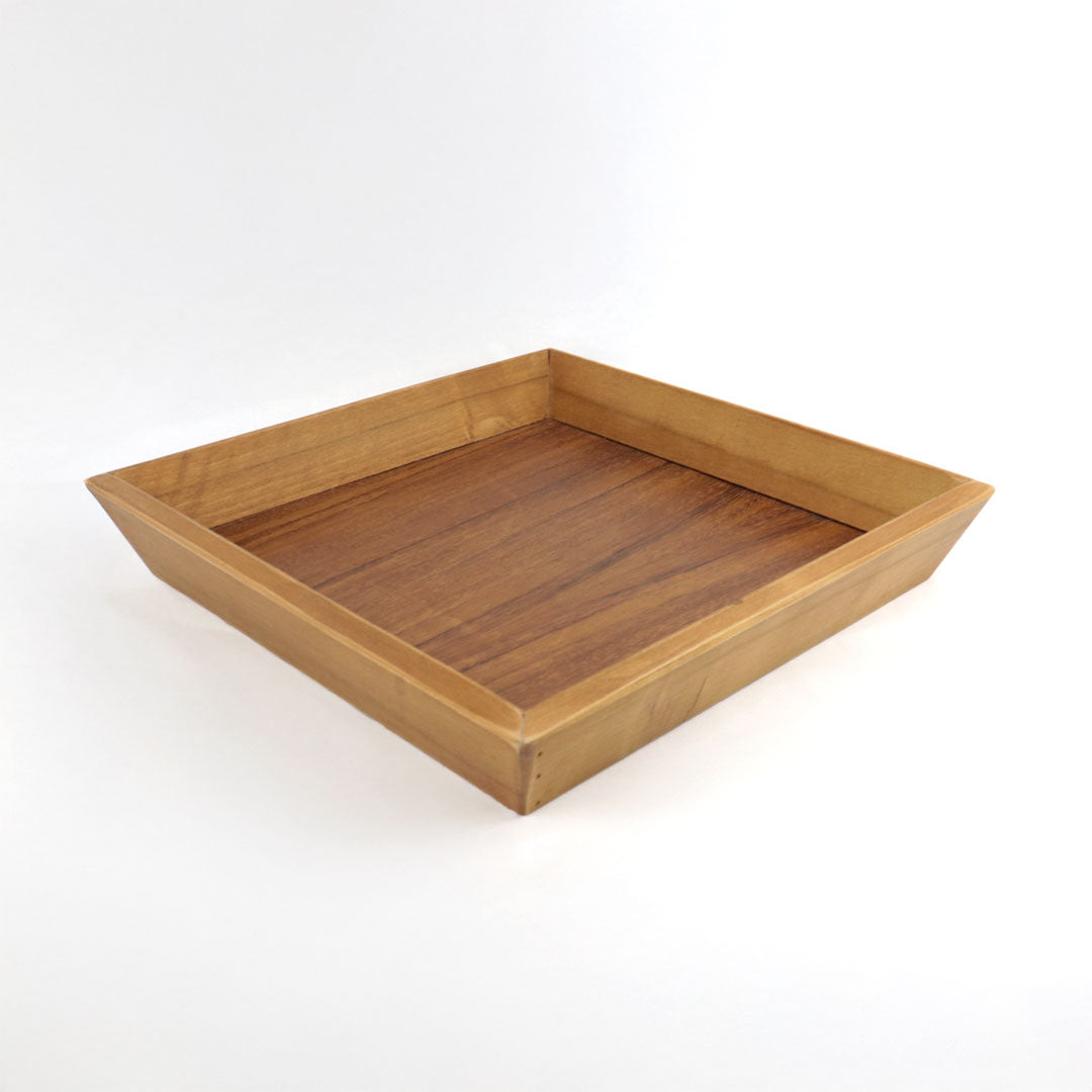 Charola de madera 25x25cm