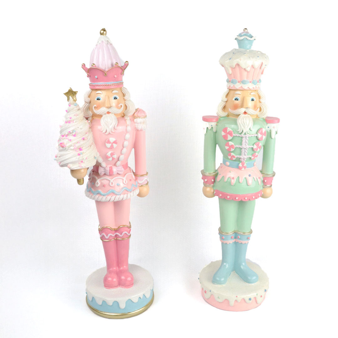 Cascanueces pastel de resina 45 cm