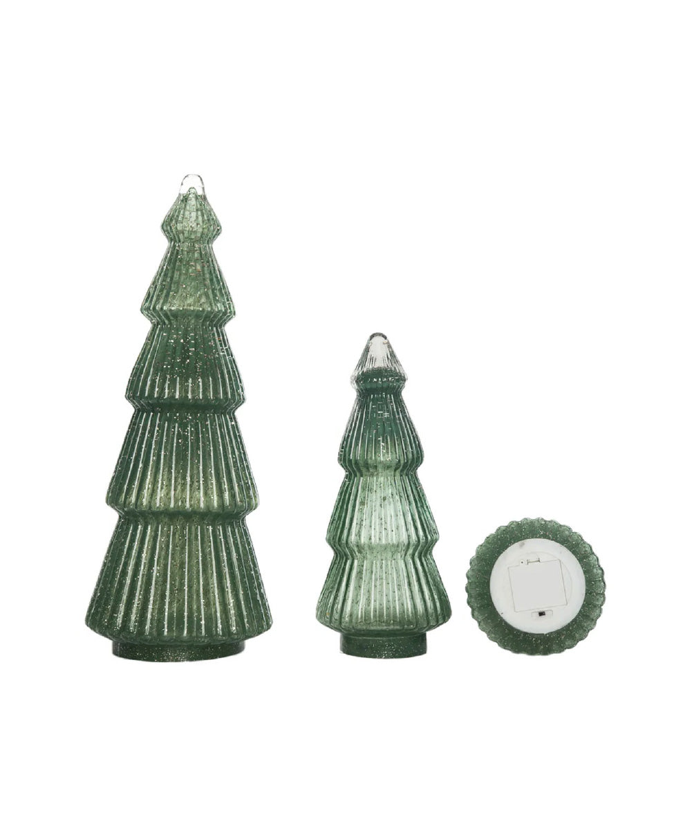 Árbol de navidad verde con luz