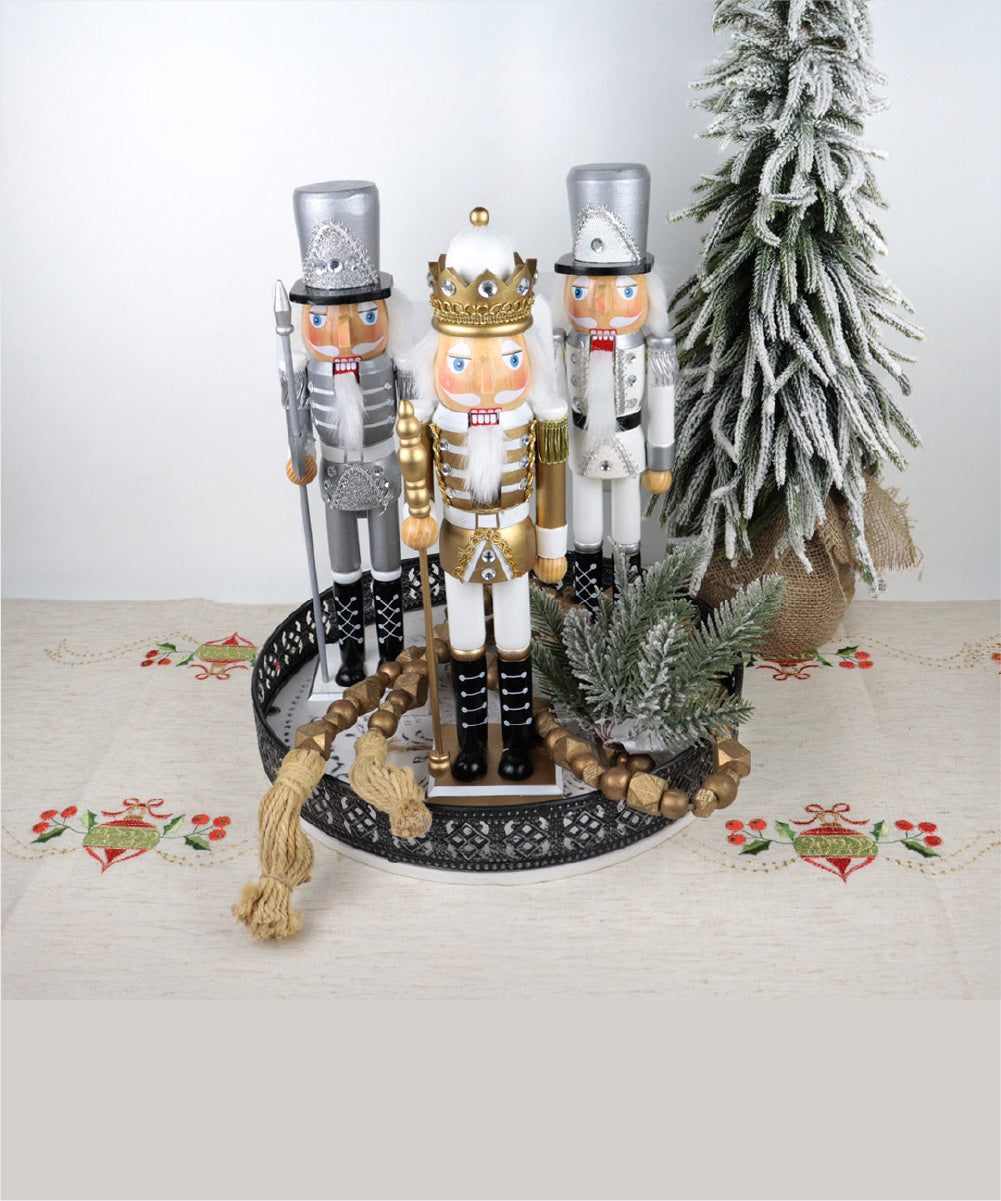 Cascanueces 38 cm plata, dorado y blanco