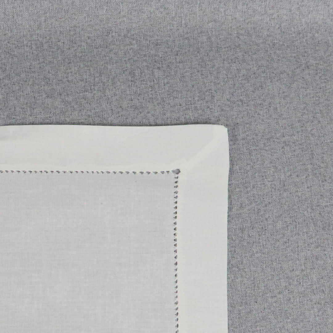 Servilleta Deshilada Lisa 50cm